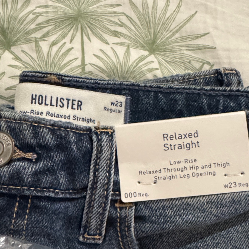 Hollister Women's Denim Straight Leg Jeans